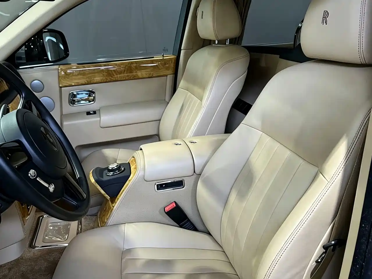 Фото 7 - Rolls-Royce Phantom