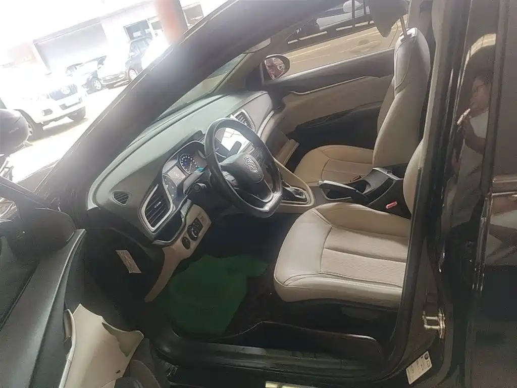 Buick Excelle 2017 15N Automatic Elite фото 15