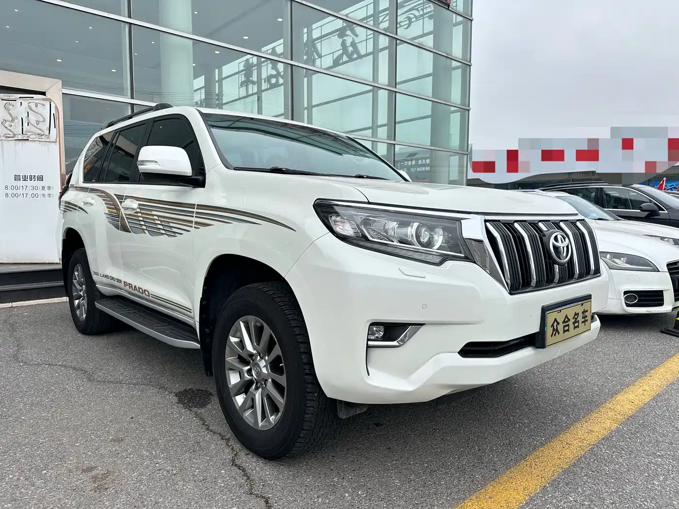 Toyota Prado 2018 3.5L Auto TX-L фото 3