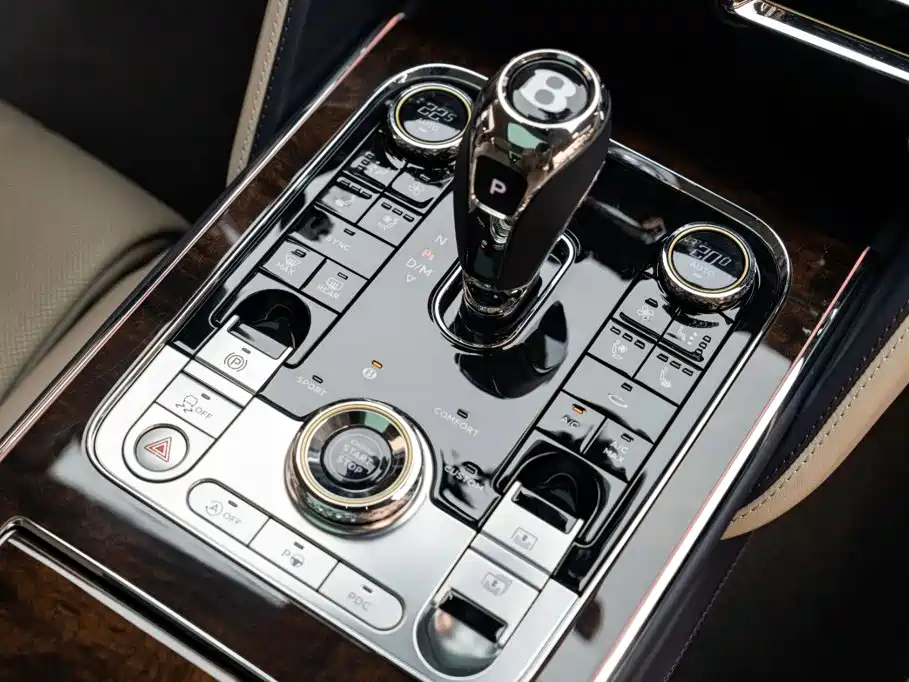 Photo 16 - Bentley Flying Spur