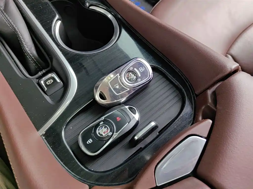 Buick Envision Plus 2021 532T FWD Elite Trim фото 9