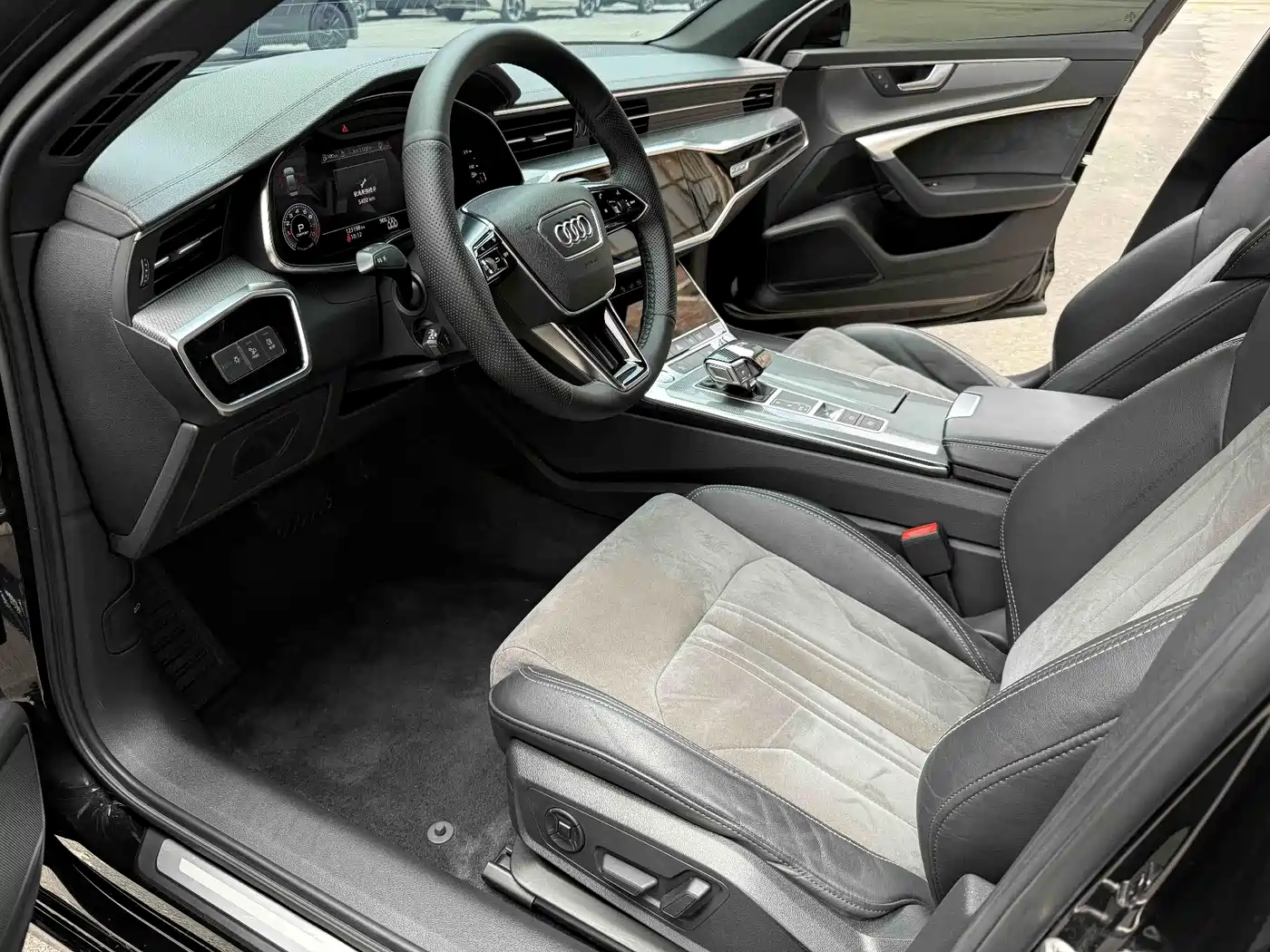 Audi A6L 2019 45 TFSI quattro Premium Dynamic фото 4