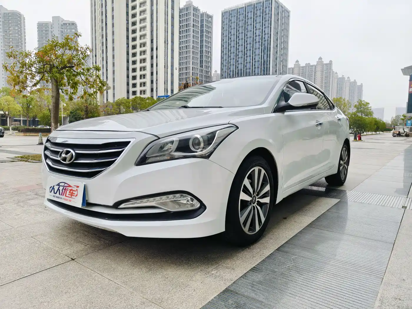 HYUNDAI NAME PICTURE