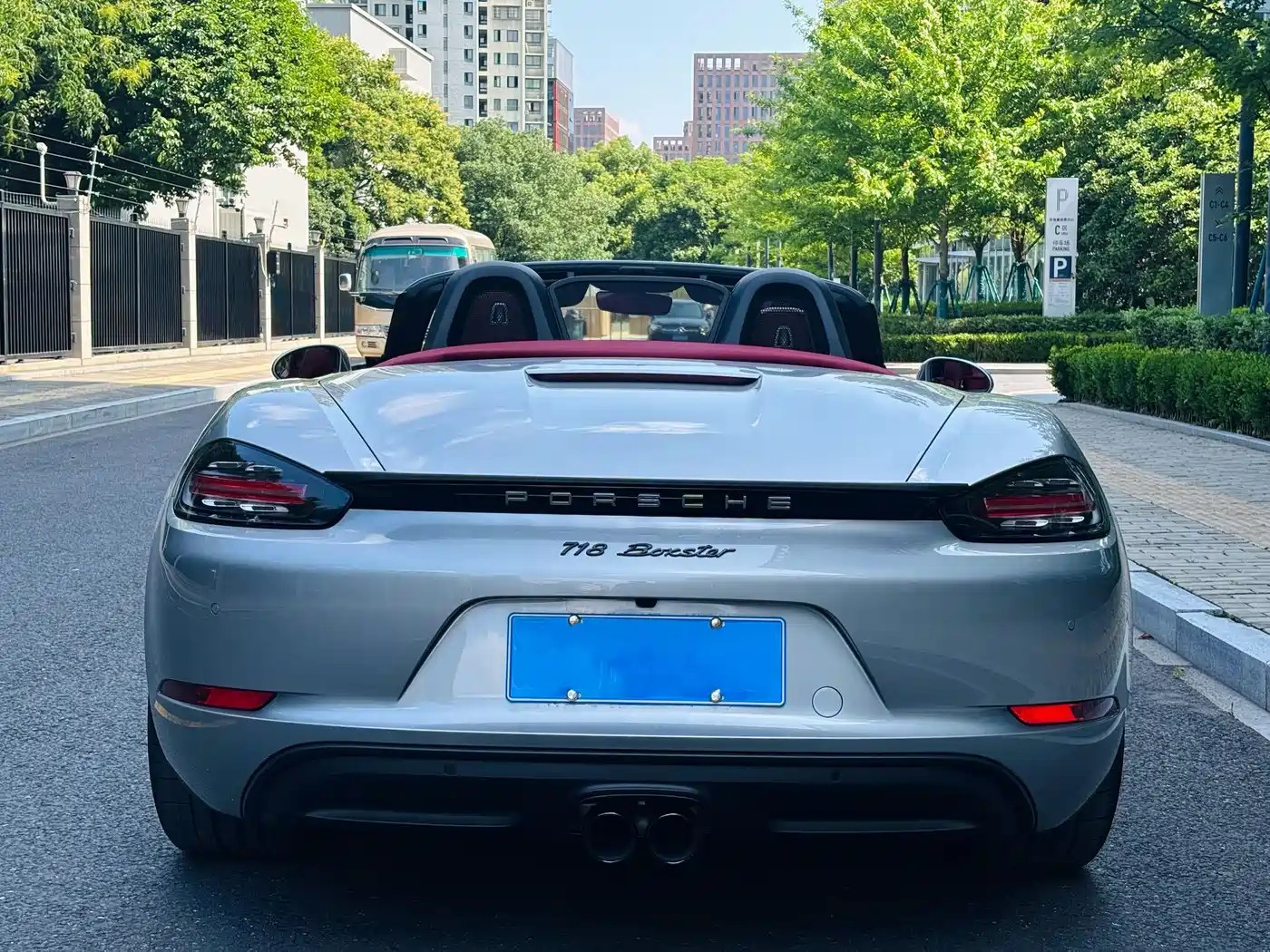 Porsche 718 2023 Boxster Style Edition 2.0T фото 6