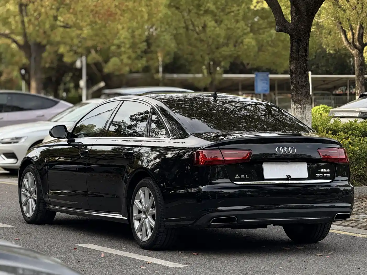 Audi A6L 2016 50 TFSI quattro Luxury фото 4