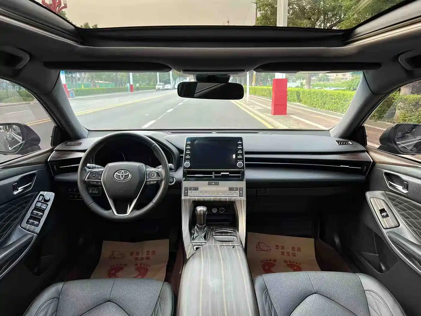 Toyota Avalon 2019 2.5L Touring Premium (China V) фото 14