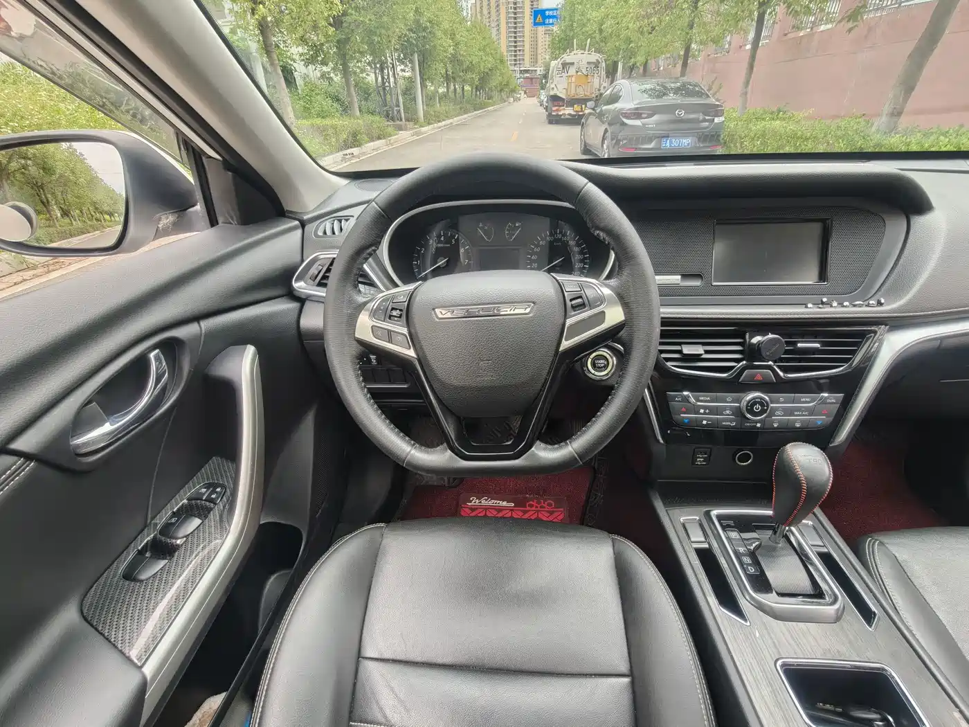 Venucia T90 2017 2017 2.0L CVT Smart Edition