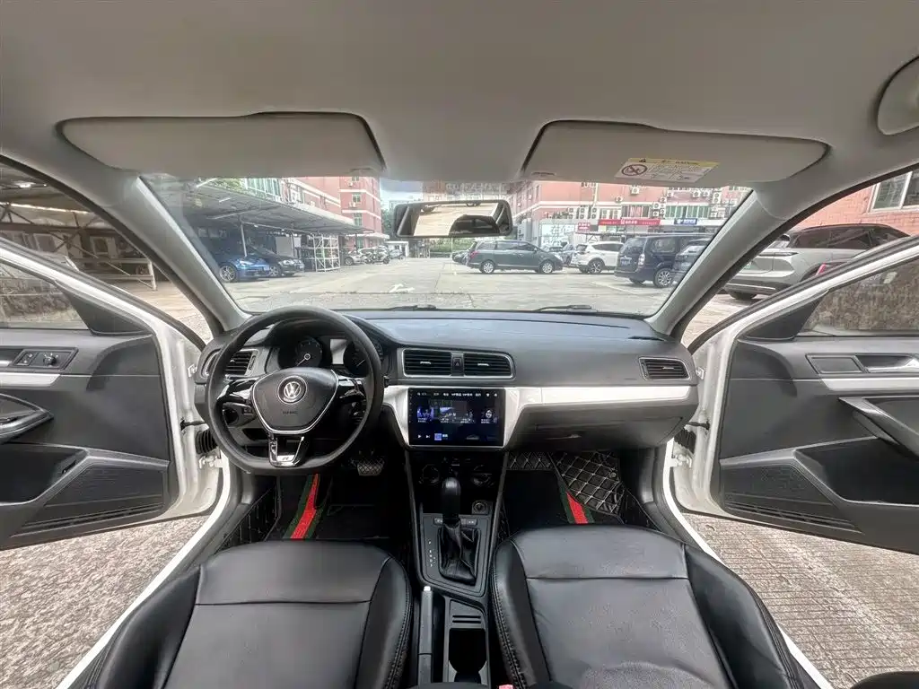 Volkswagen Lavida 2017 1.6L Automatic Trend Edition фото 7