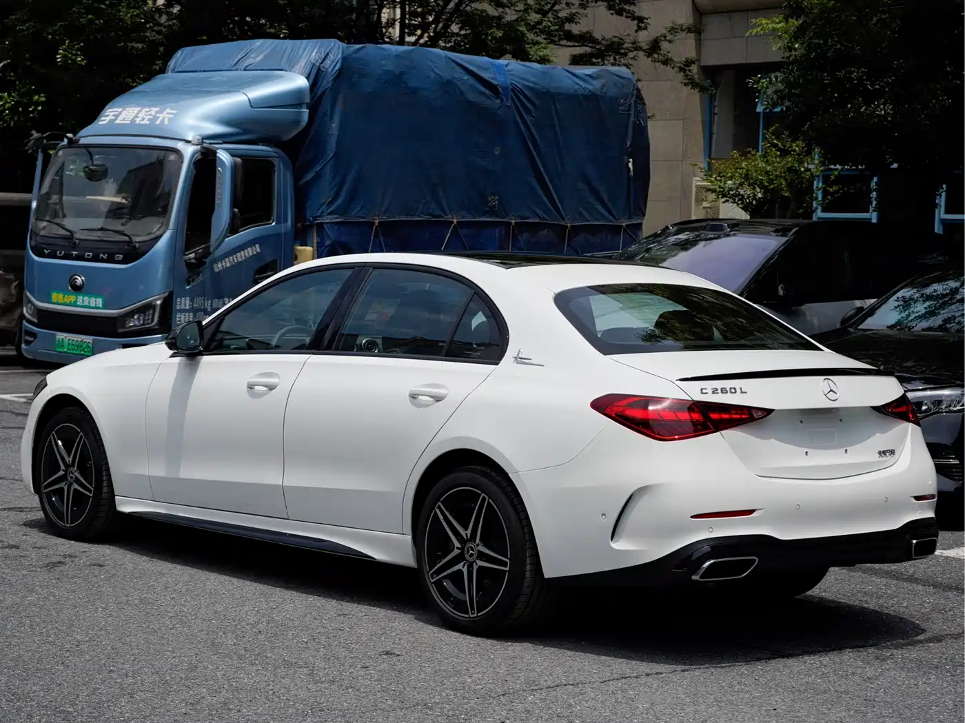 Mercedes-Benz C-Class 2025 C 260 L Night Sport Edition фото 4
