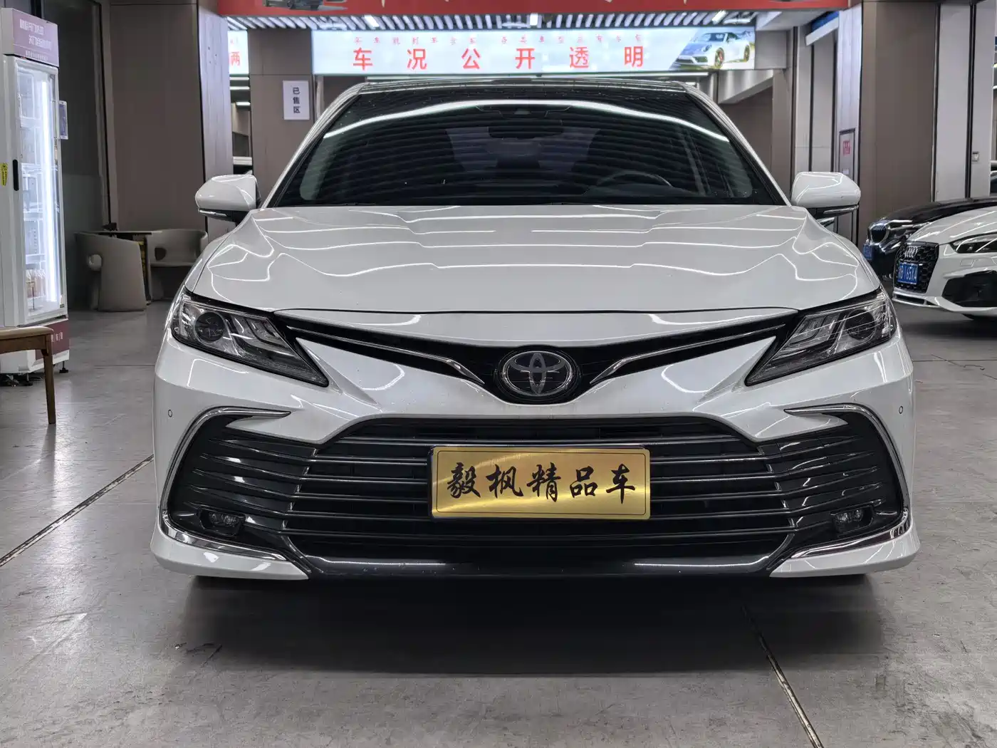 Toyota Camry 2021 2.5G Luxury Edition фото 2