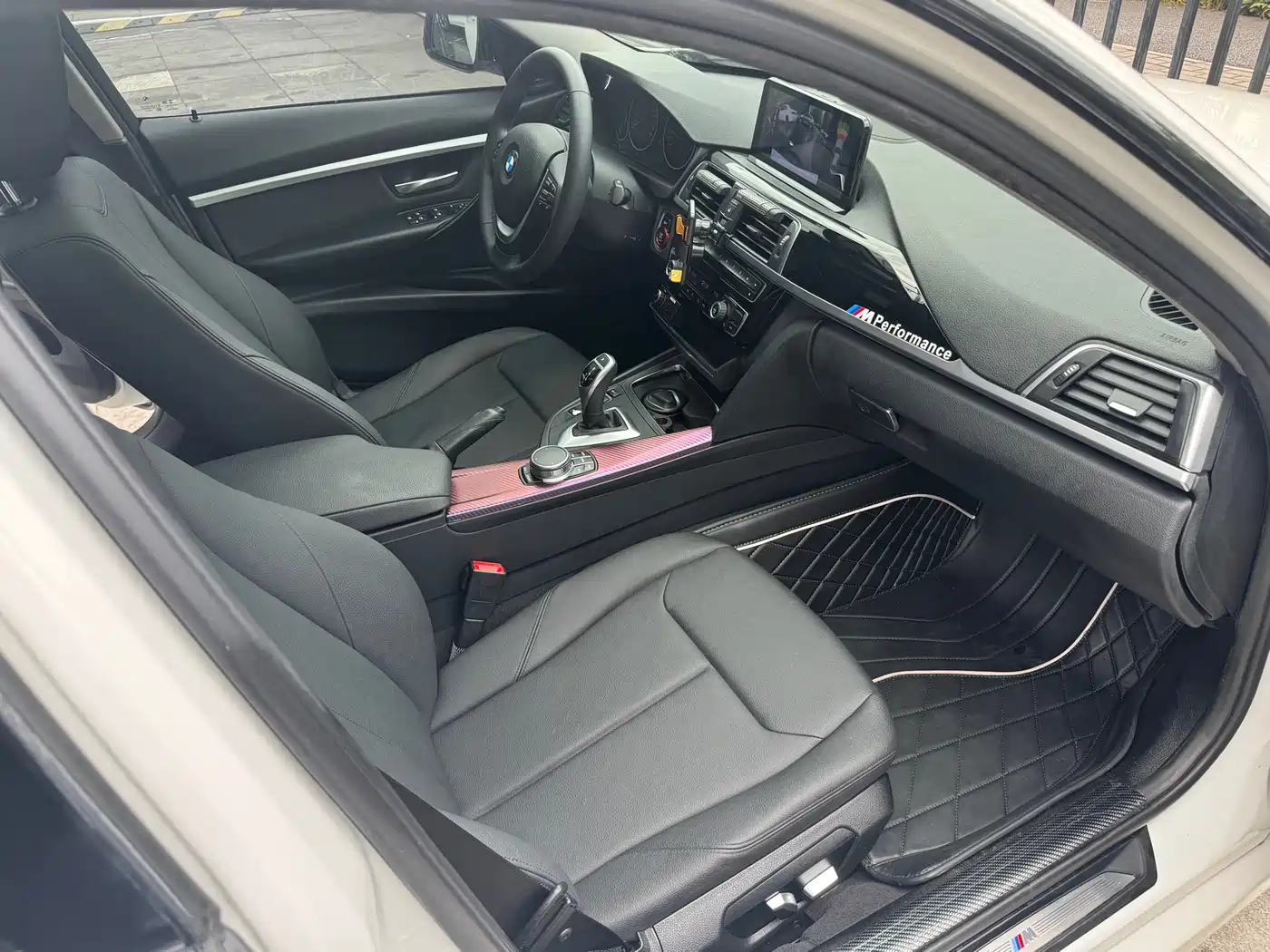BMW 3 Series 2017 320Li M Sport фото 13