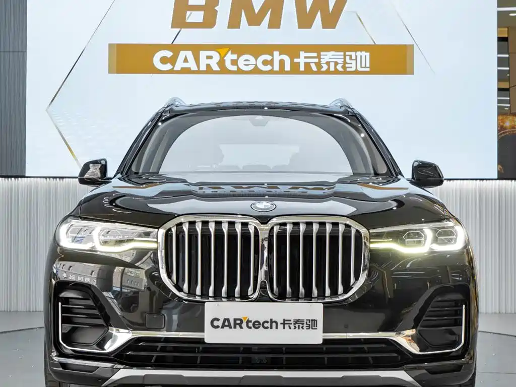 Фото 1 - BMW X7