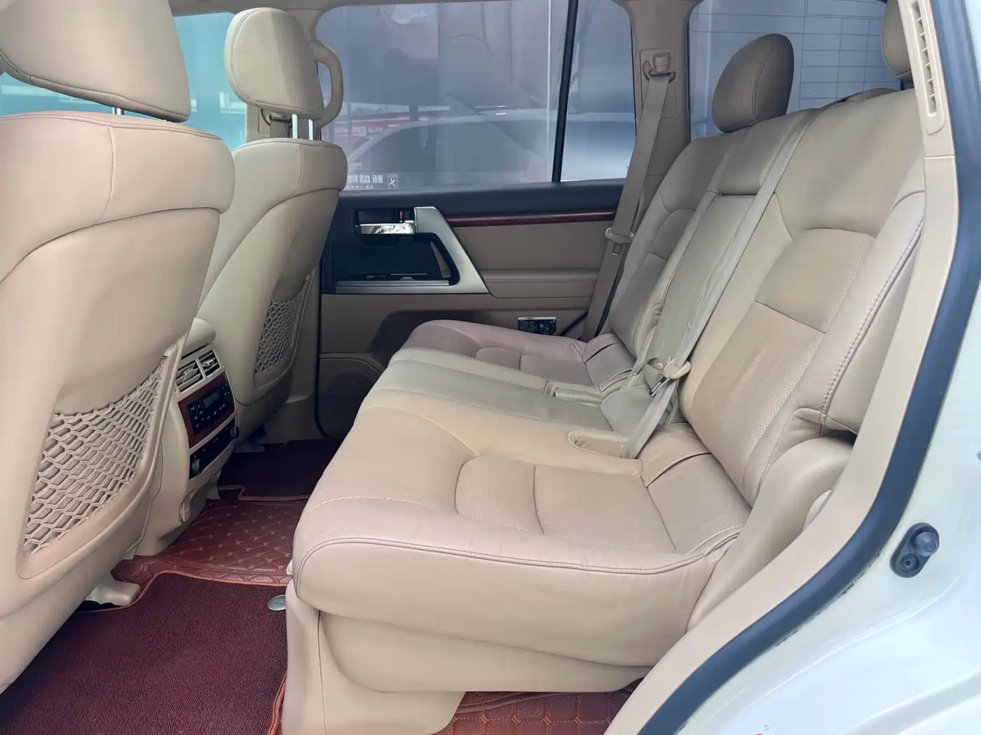 Toyota Land Cruiser 2013 2012 4.6L Automatic VX-R