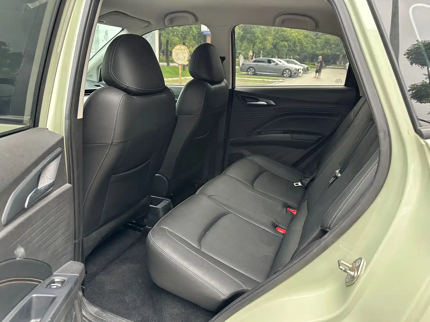 Nezha Auto Nezha V 2022 2021 Long Range Intelligent Edition