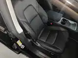 Фото 25 - Tesla Model 3