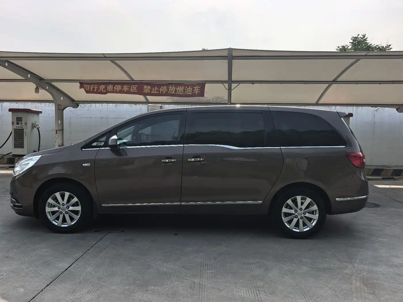 Buick GL8 2018 28T Premium Model China VI фото 8