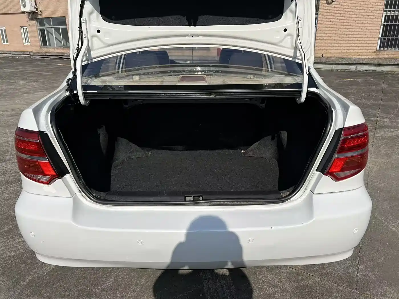 Toyota Corolla 2013 1.6L Automatic Luxury фото 16