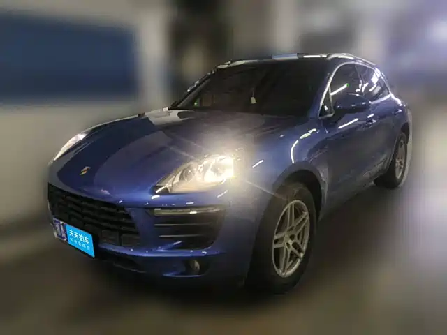 Porsche Macan 2017 Macan 2.0T — фото 1