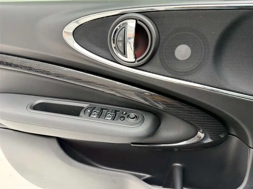 MINI CLUBMAN 2023 2023 1.5T COOPER Connoisseur