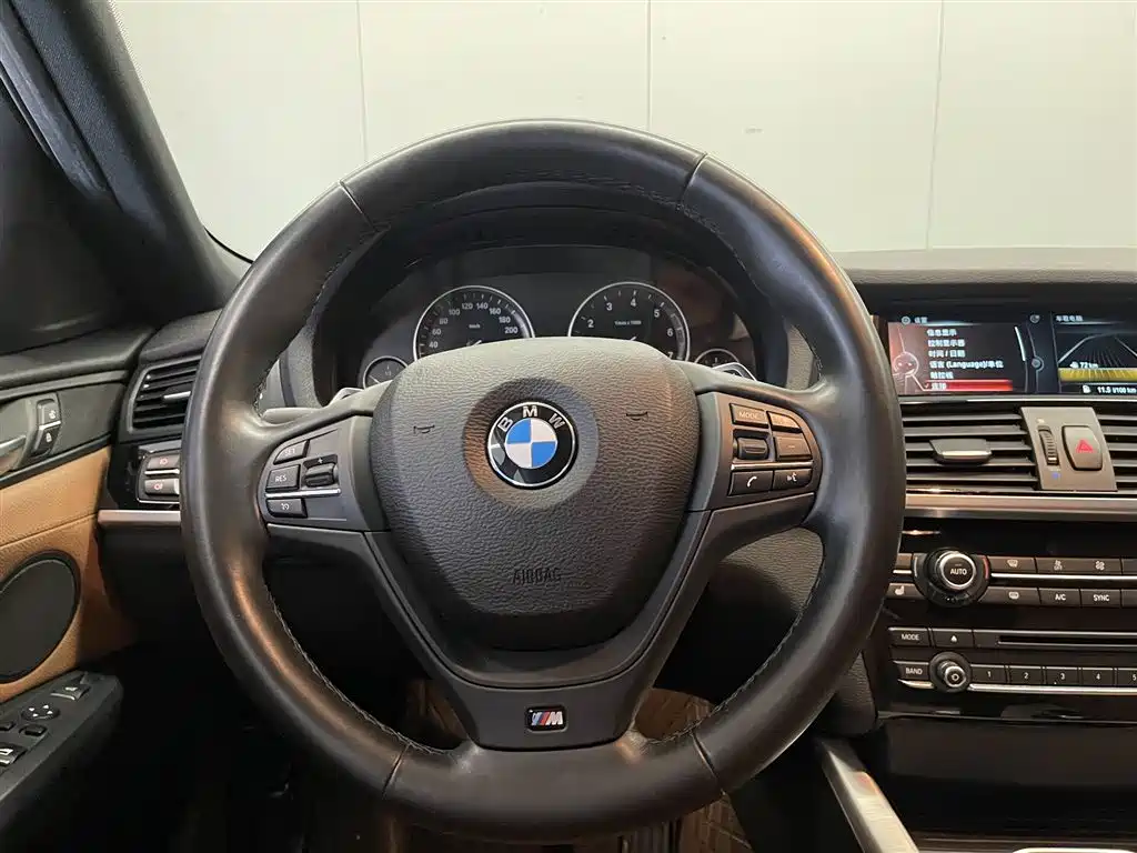 BMW X4 2014 xDrive28i Leading Edition фото 13