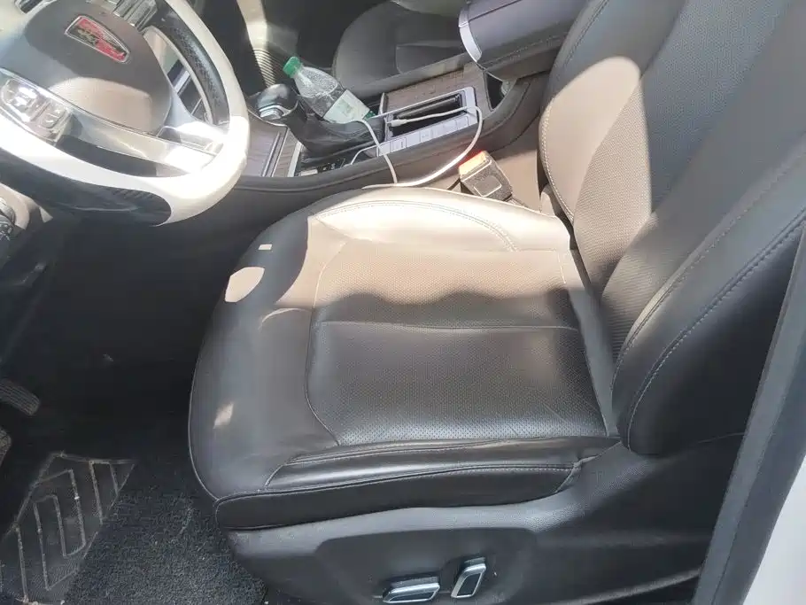 Roewe RX8 2018 2018 30T Smart Internet 2WD Flagship Edition