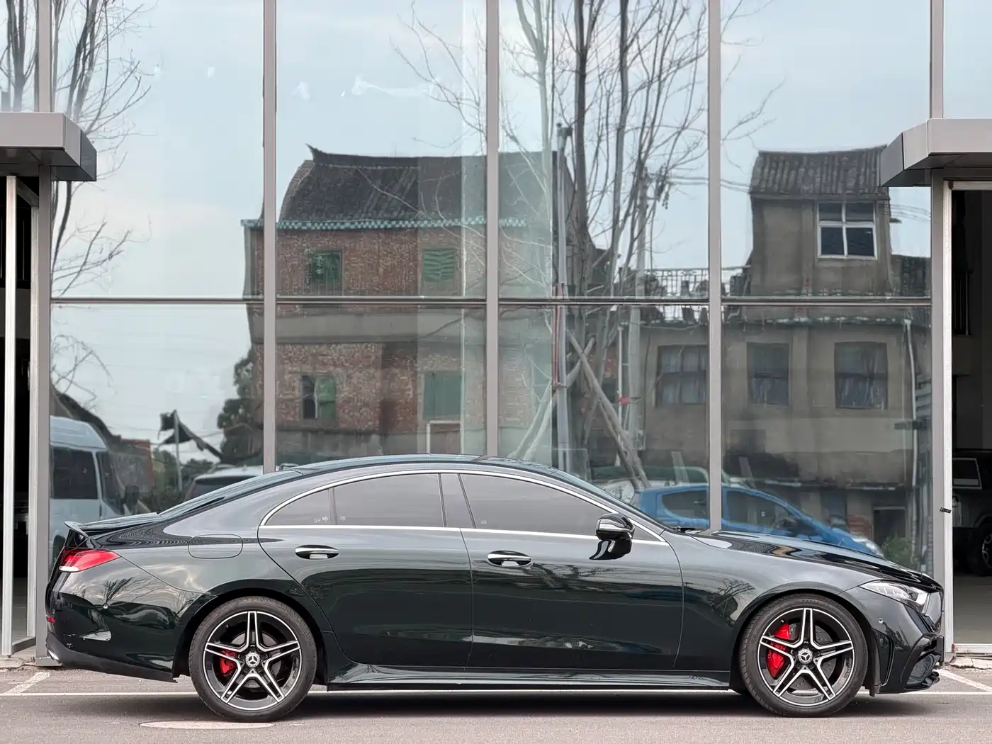 Mercedes-Benz CLS 2023 Facelift CLS 300 Luxury фото 3