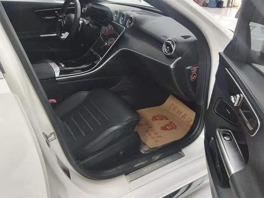 Mercedes-Benz C-Class 2023 C 260 L Sport фото 8