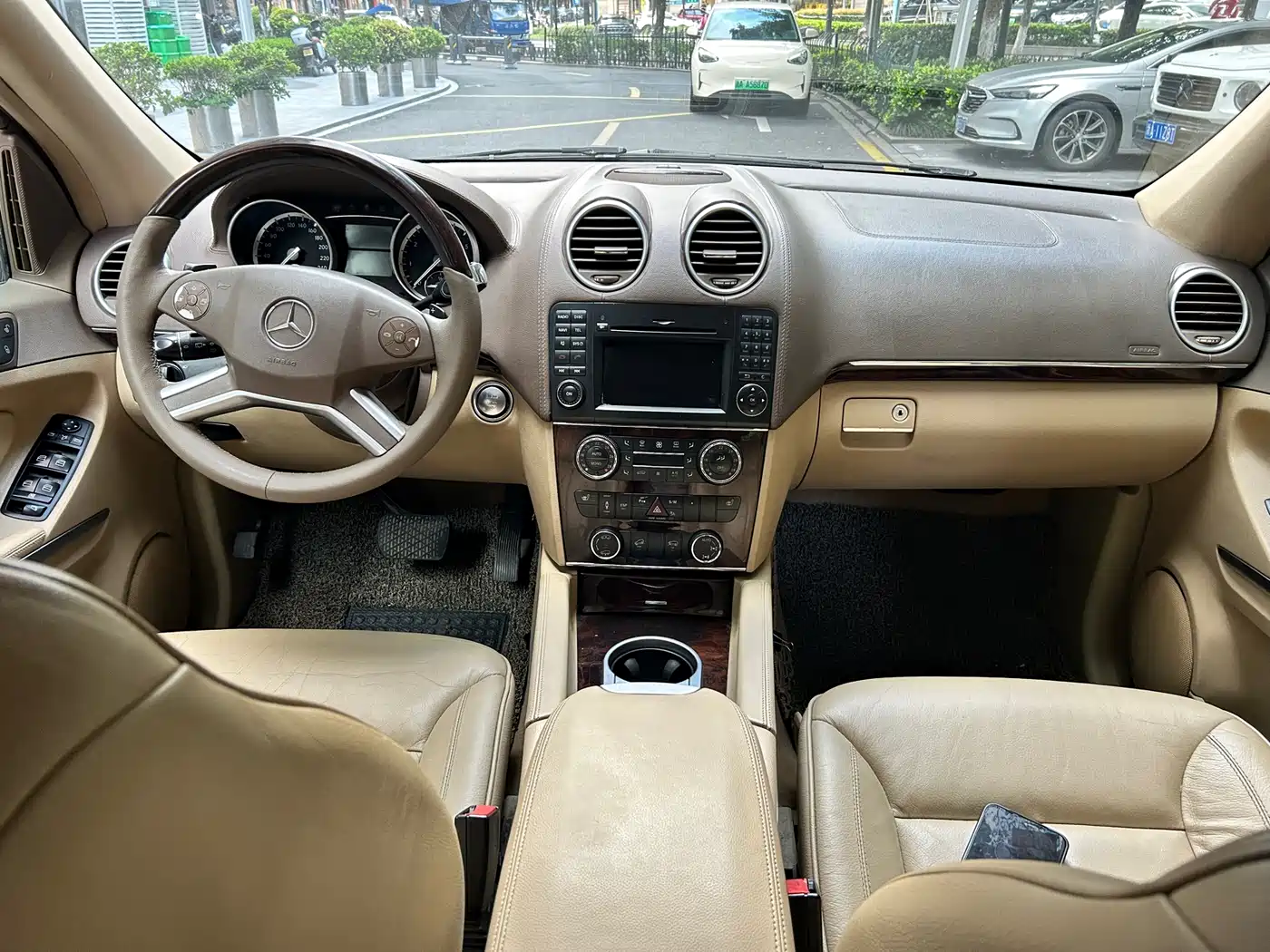 Mercedes-Benz GL-Class фото 16