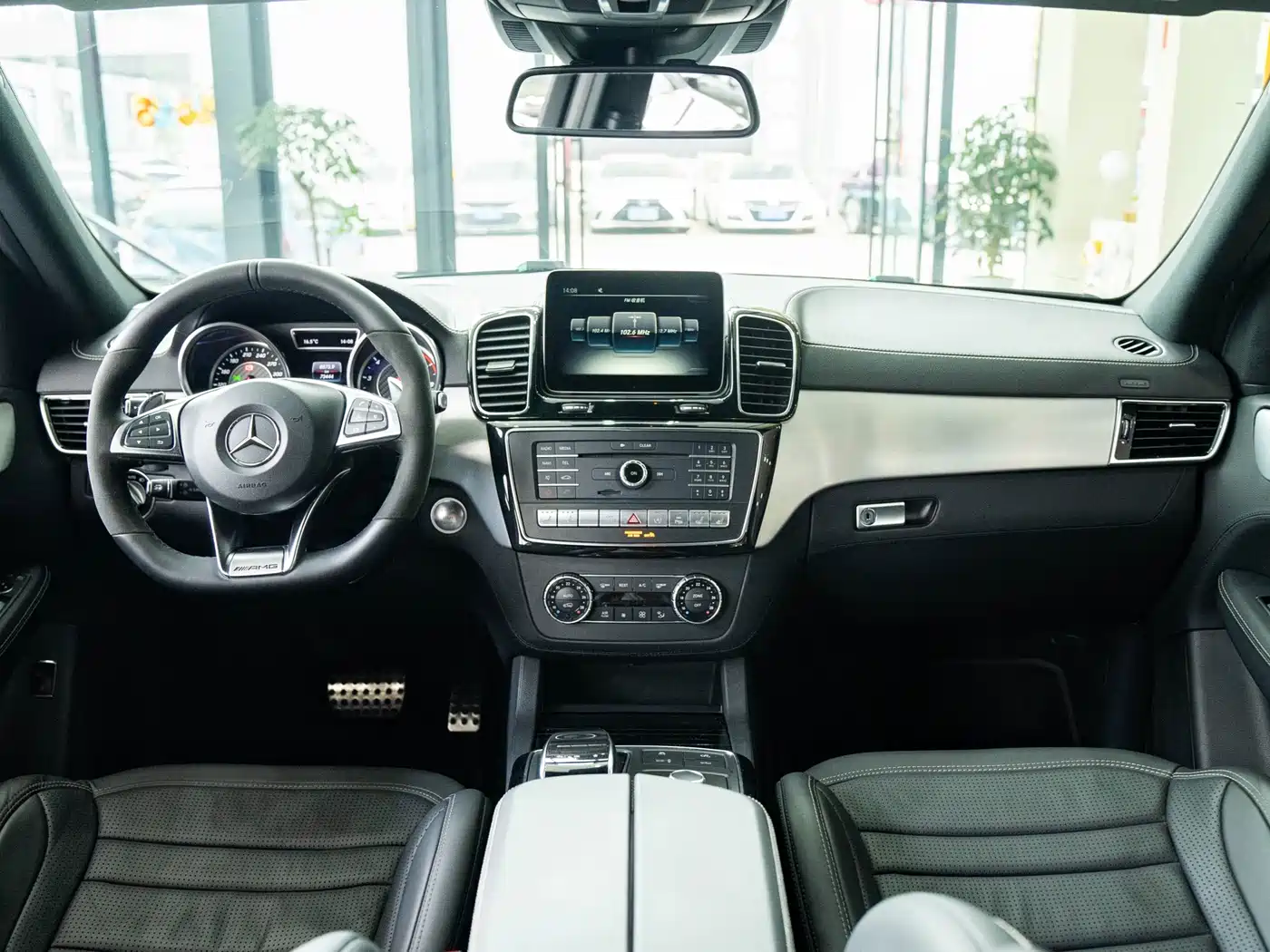 Mercedes-Benz GLE AMG 2015 AMG GLE 63 4MATIC фото 15