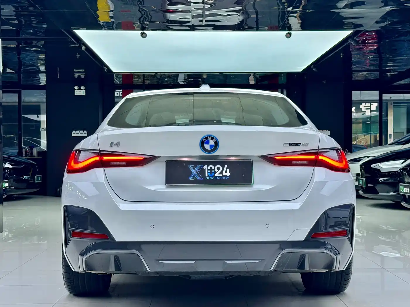 2026 BMW i4
