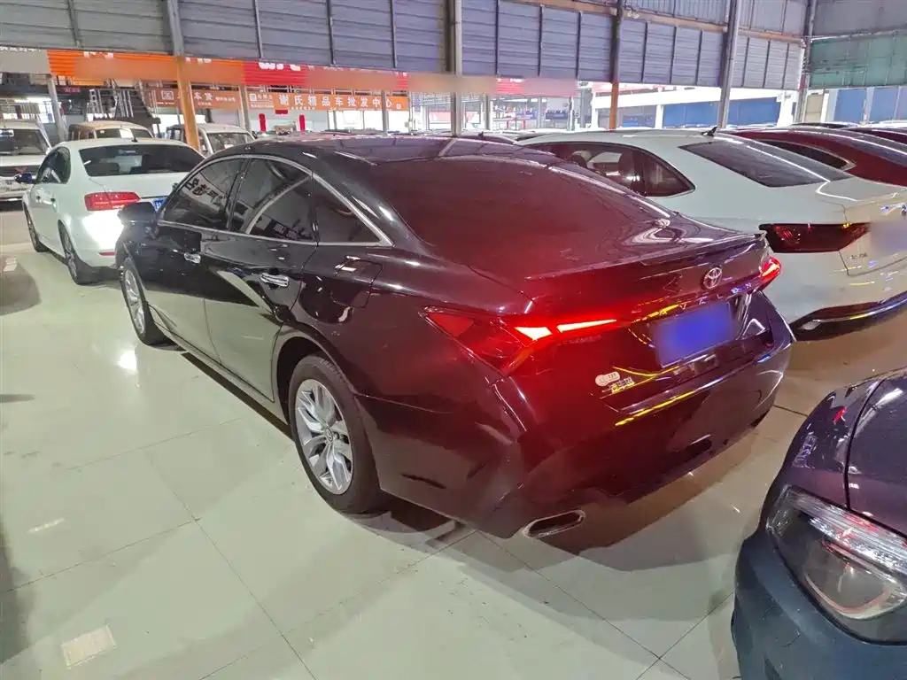 Toyota Avalon 2021 2.5L Luxury Edition фото 7