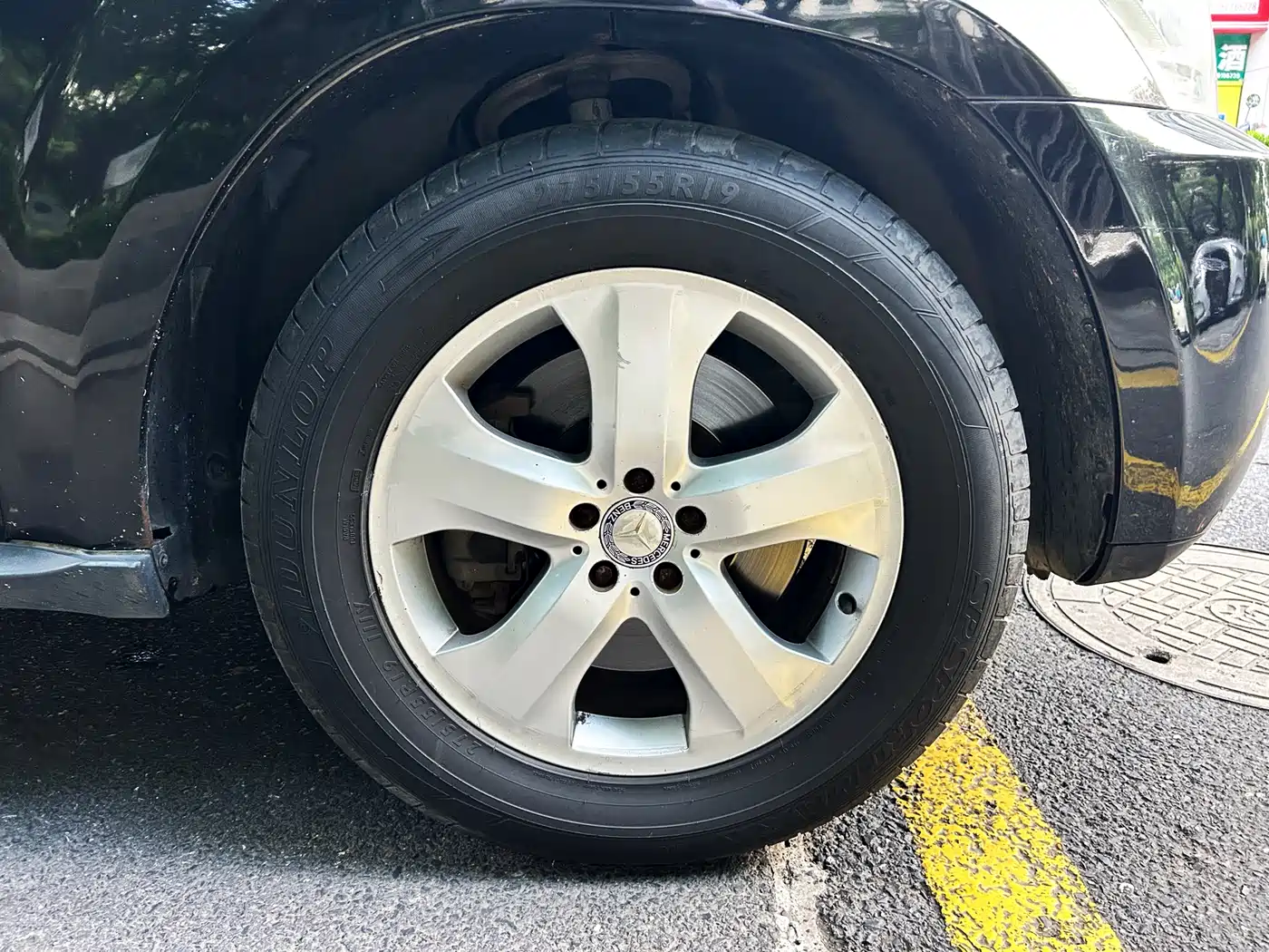 Mercedes-Benz GL-Class фото 7