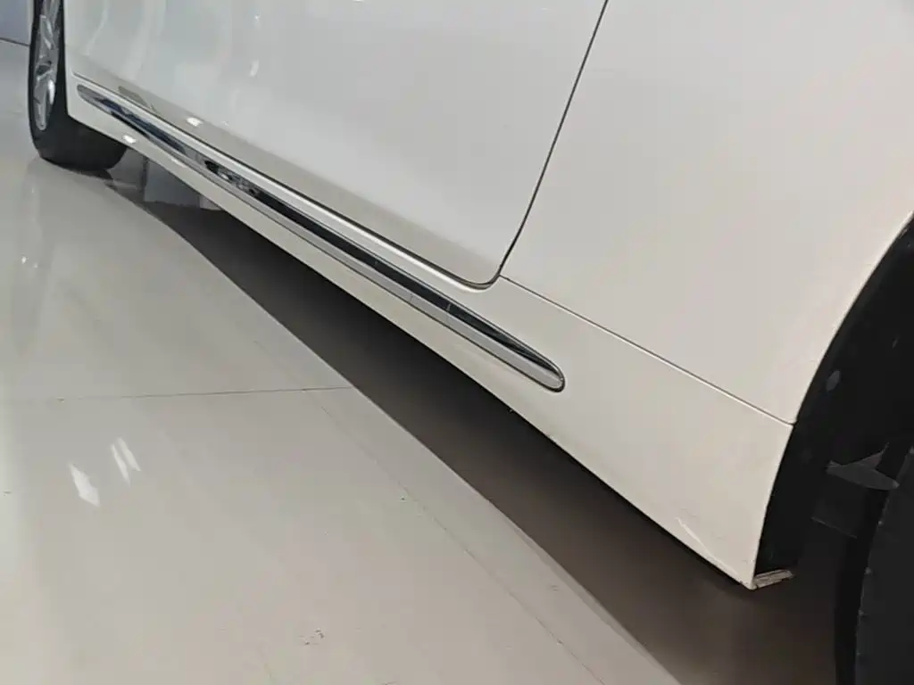 Infiniti Q50L 2021 2018 2.0T Comfort (China VI)