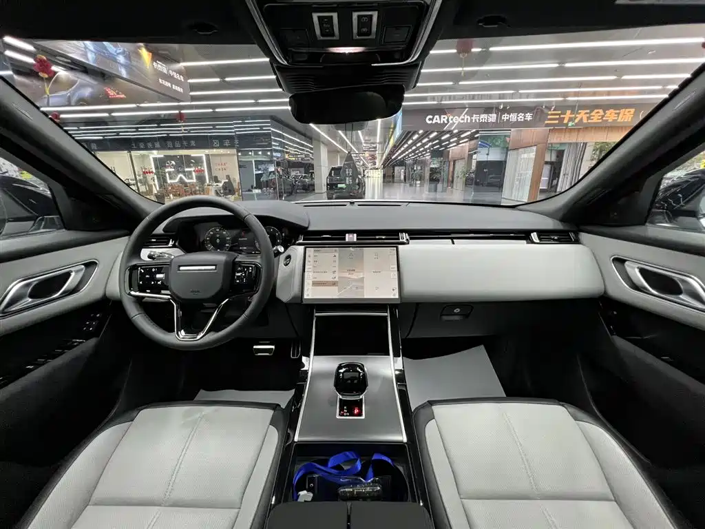 Land Rover Range Rover Velar 2024 Dynamic SE фото 13