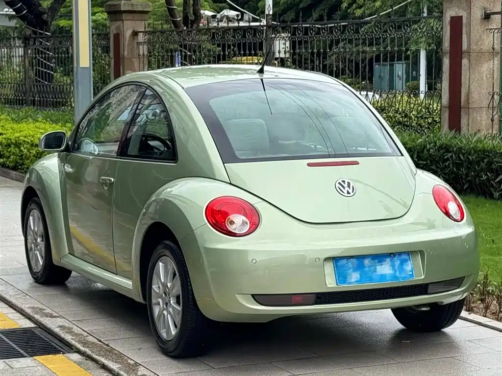 Volkswagen Beetle 2008 2.0 AT Standard фото 6