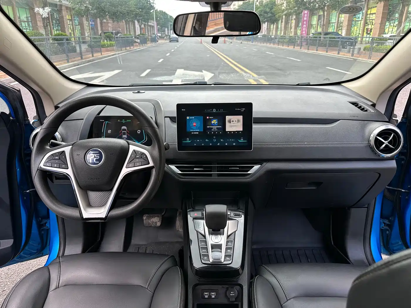 BYD Yuan New Energy 2019 EV535 Smart Connected Trend Leader Type фото 10