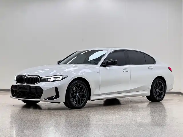 BMW 3 330Li, M Чёрный спорт-пакет