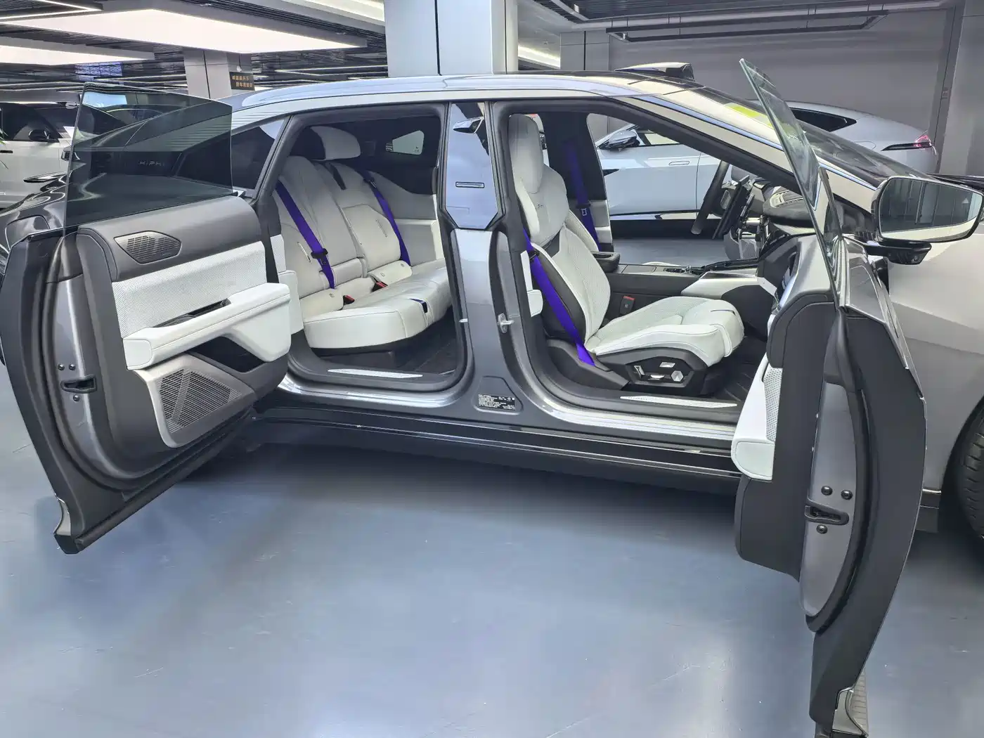 HiPhi Z 2023 2023 Model Urban Edition 5-seater