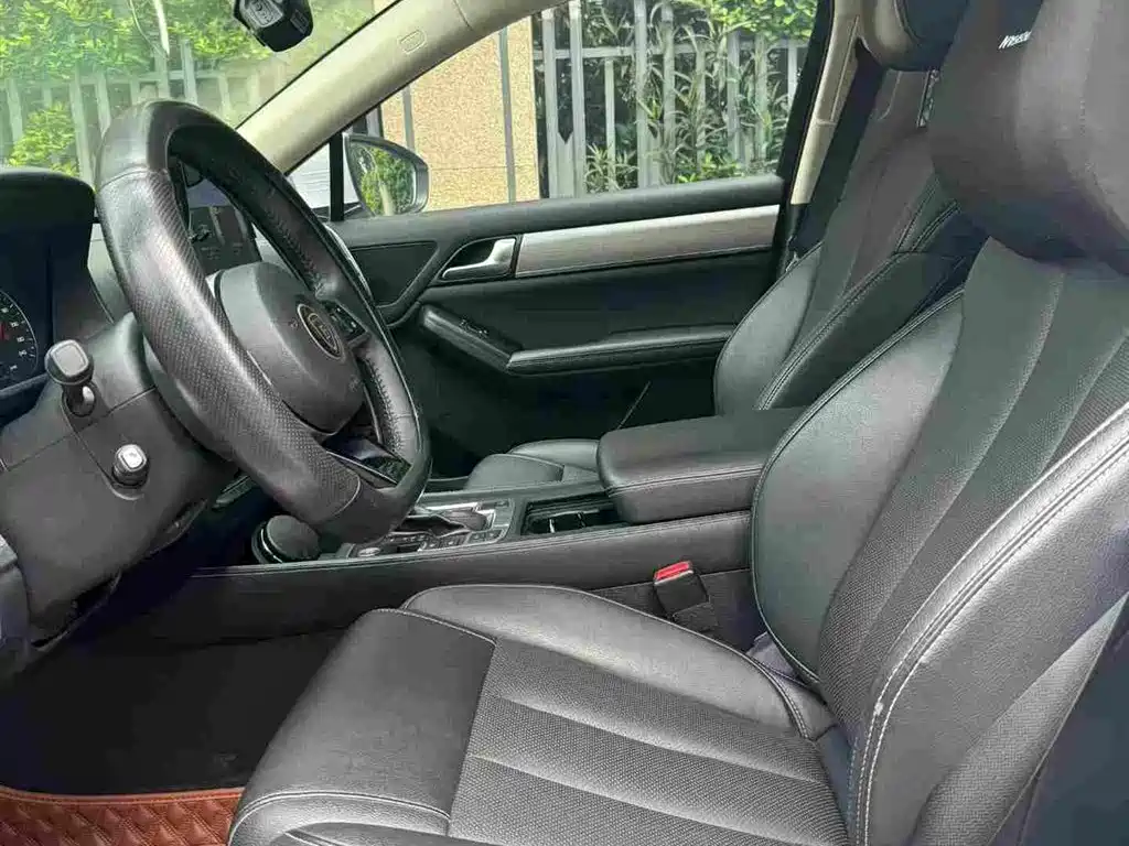 BYD Tang 2019 2018 2.0T Automatic Smart Connection Noble Edition 7-Seater China V