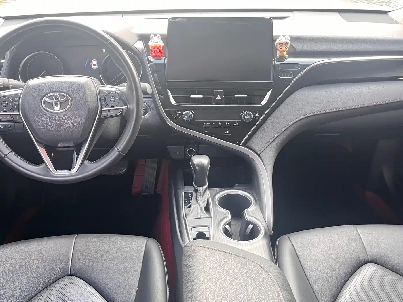 Toyota Camry 2023 2.0G Luxury Edition фото 8
