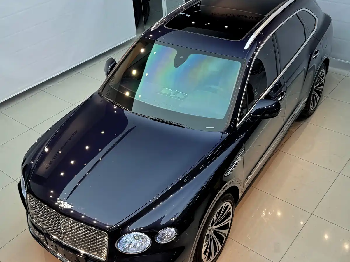 BENTLEY TIMYUE PLUG IN HYBRID
