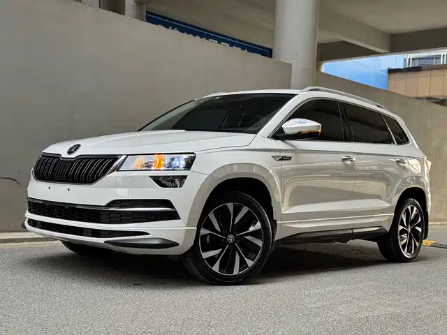 Škoda Karoq 2022 TSI280 Premium