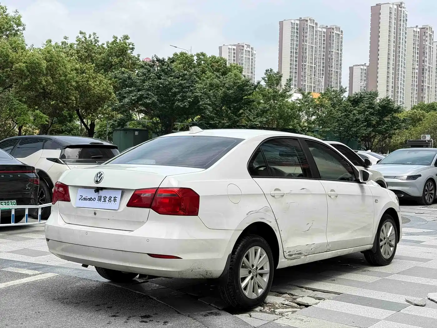 Volkswagen Jetta 2015 1.6L Auto Trend фото 7