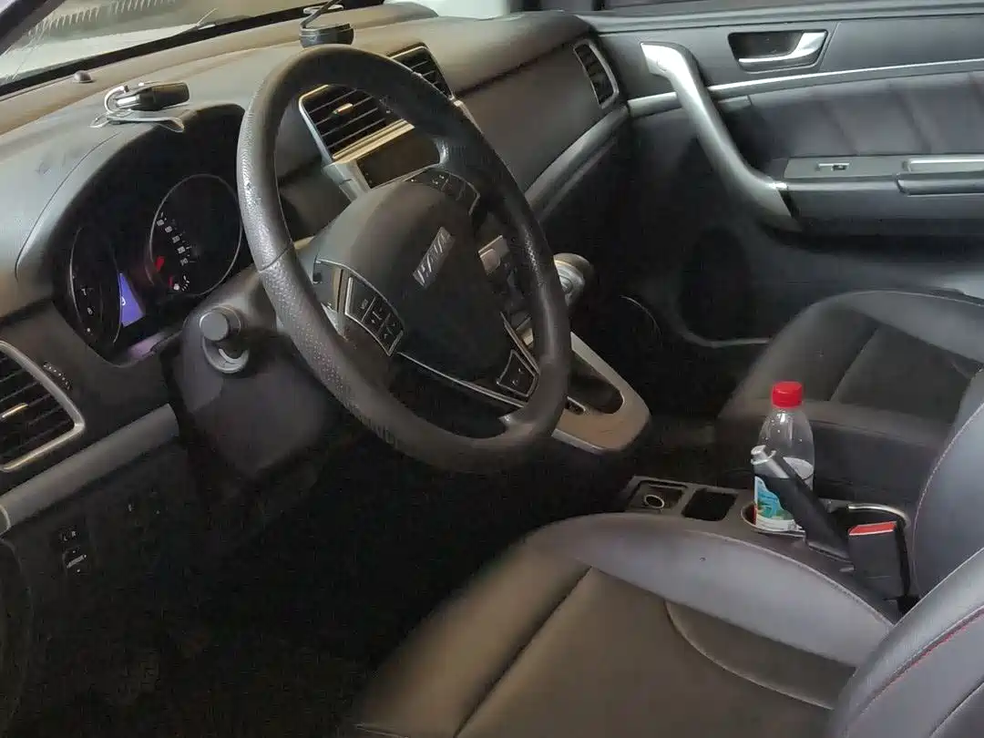 Haval M6 2019 1.5T DCT 2WD Value Edition (China VI) фото 4