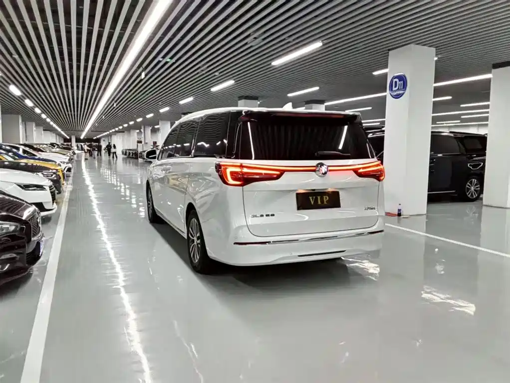BUICK GL8