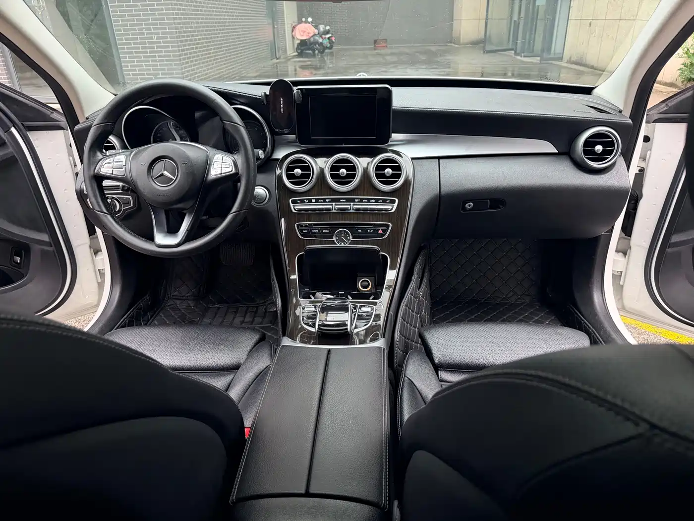 Mercedes-Benz C-Class 2016 2016 C 180 L