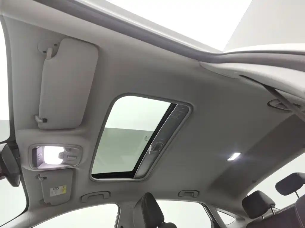 Фото 14 - Buick Verano