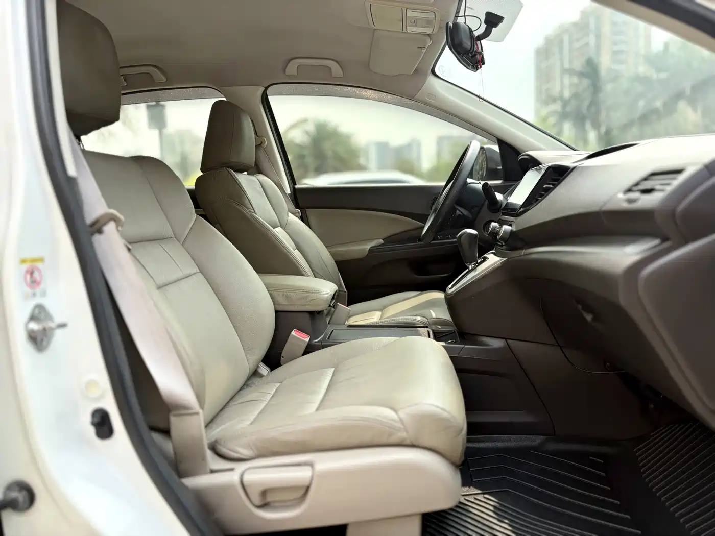 Honda CR-V 2012 2.0L 2WD Urban Edition фото 9