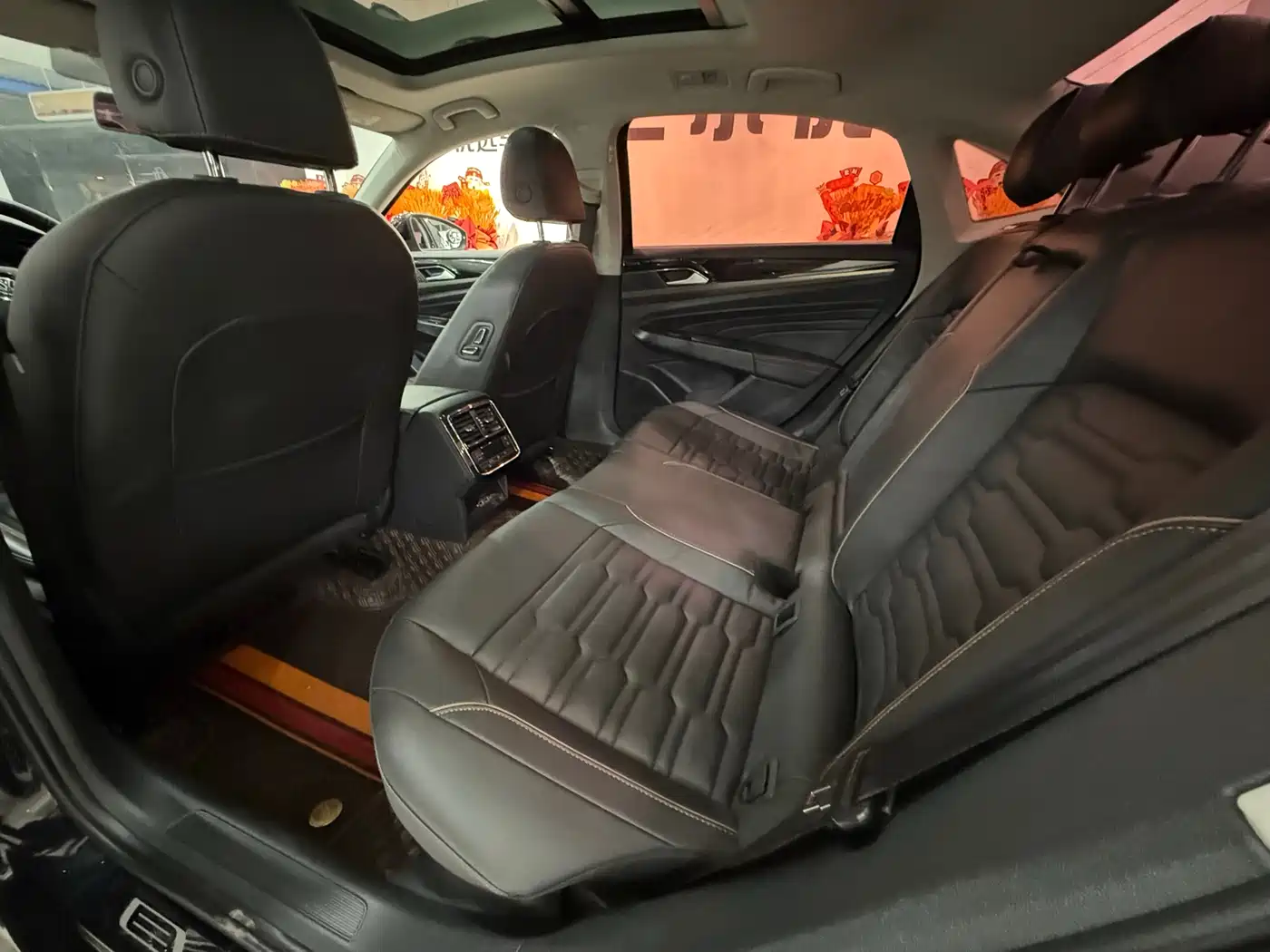 Volkswagen Passat 2019 330TSI Elite Version China VI фото 9