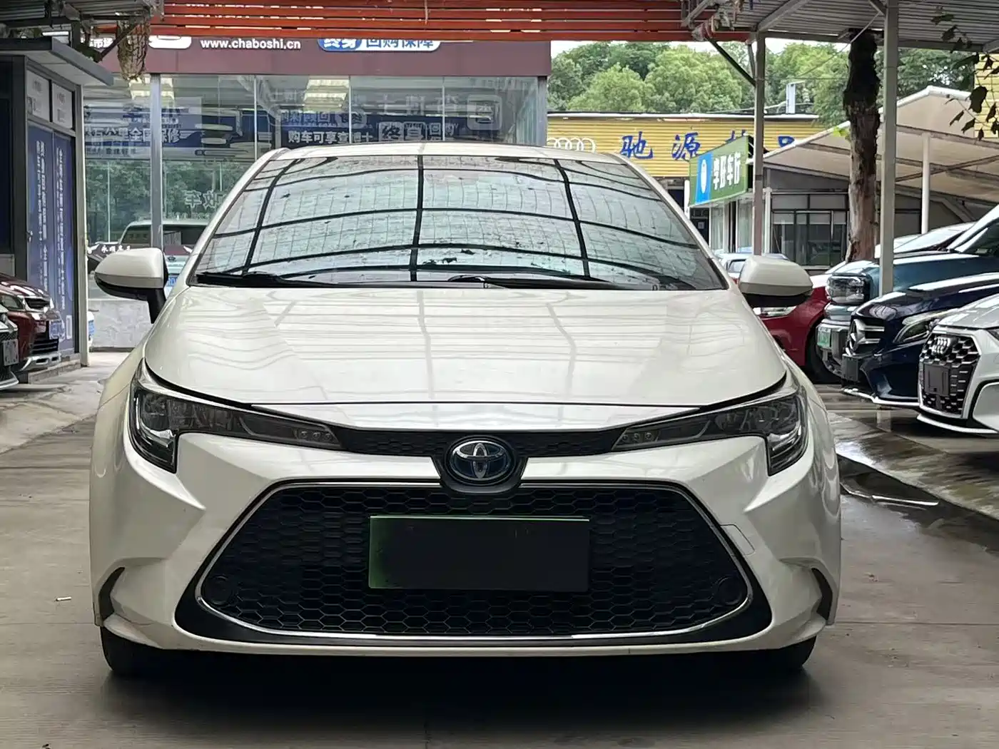 Toyota Levin 2019 Dual Engine 1.8H E-CVT Luxury Edition China V фото 2